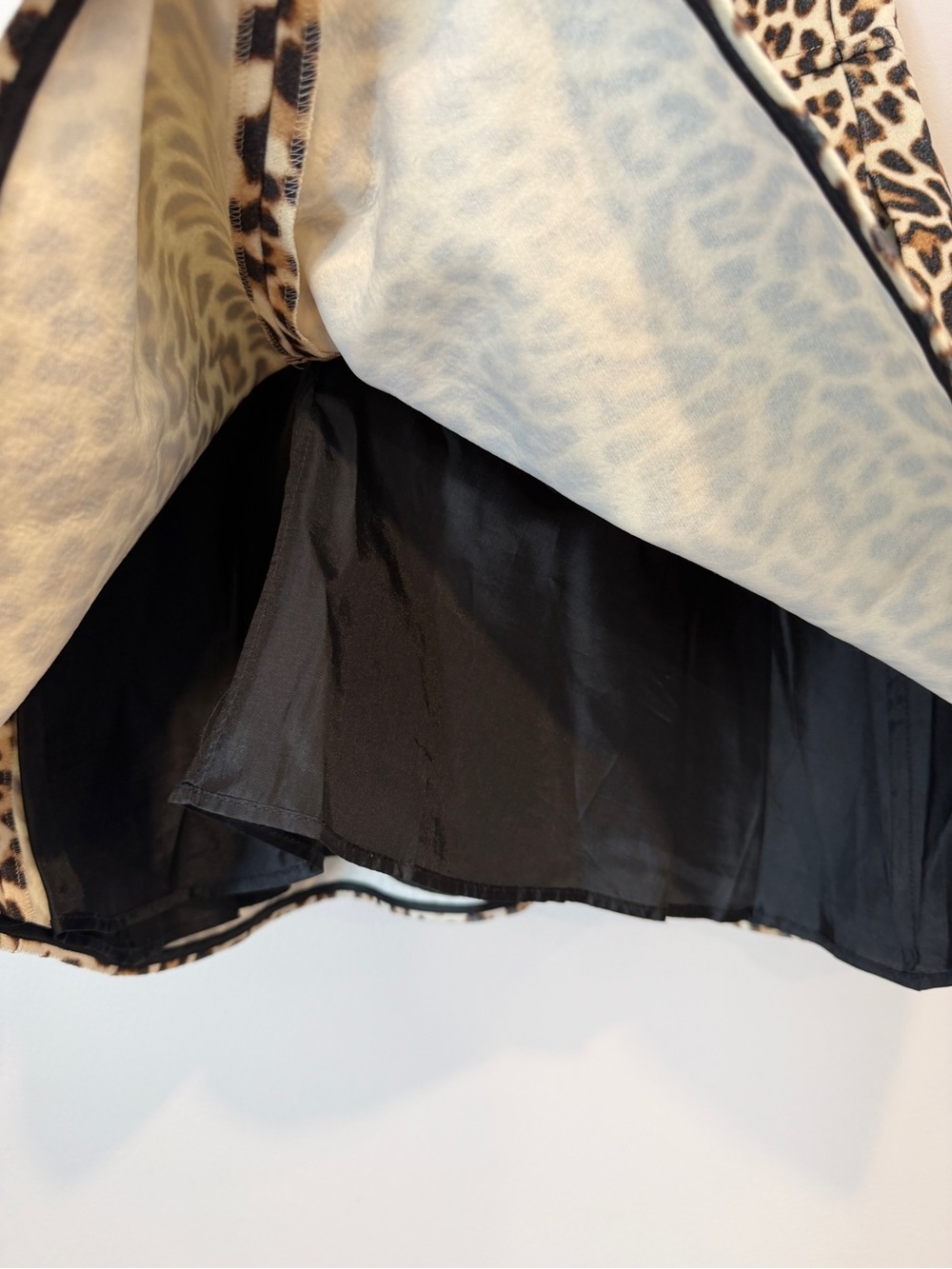 Carven Paris Leopard Print Felted Wool Mini Skirt EU 36 US 4 - Picture 7 of 10